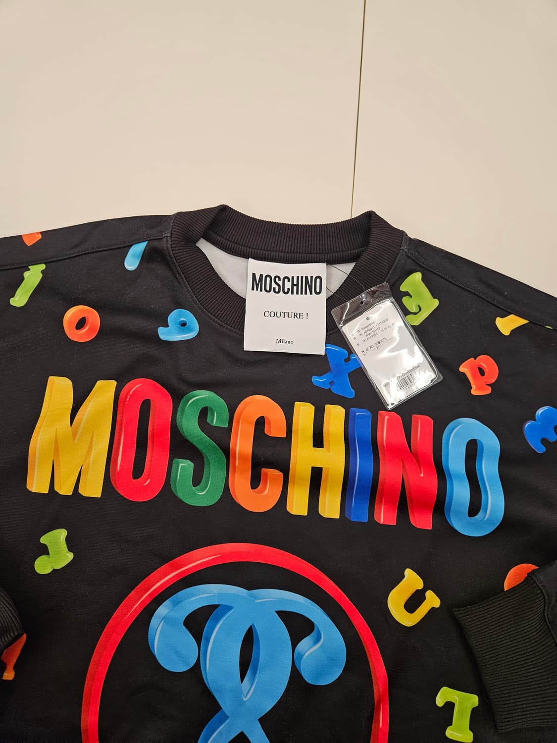 정품 모스키노 멀티로고 맨투맨 44사이즈(오버핏) 상품이미지4