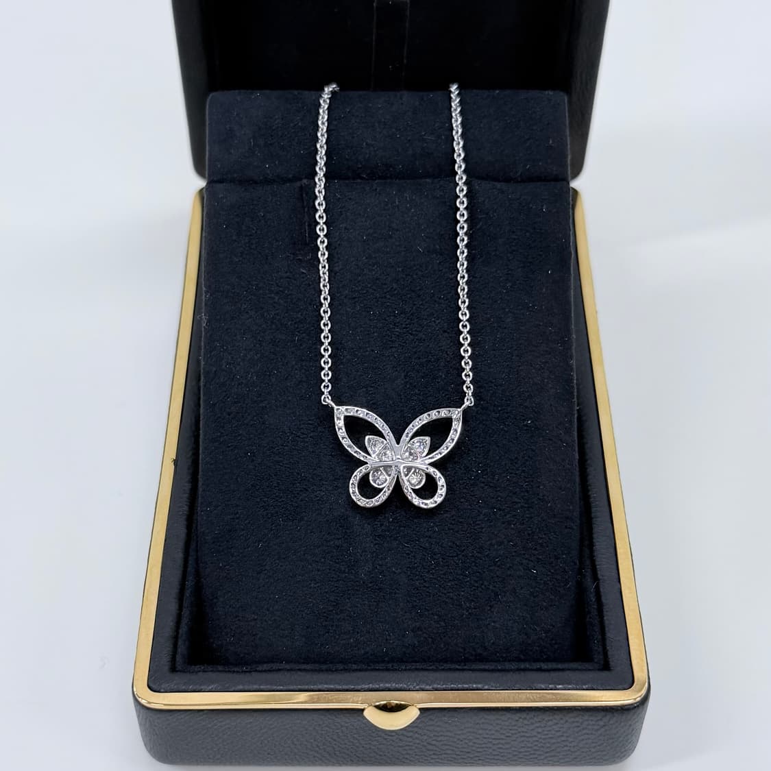1050판매[S+급/미니]그라프 버터플라이 실루엣 다이아 펜던트 목걸이 상품이미지5