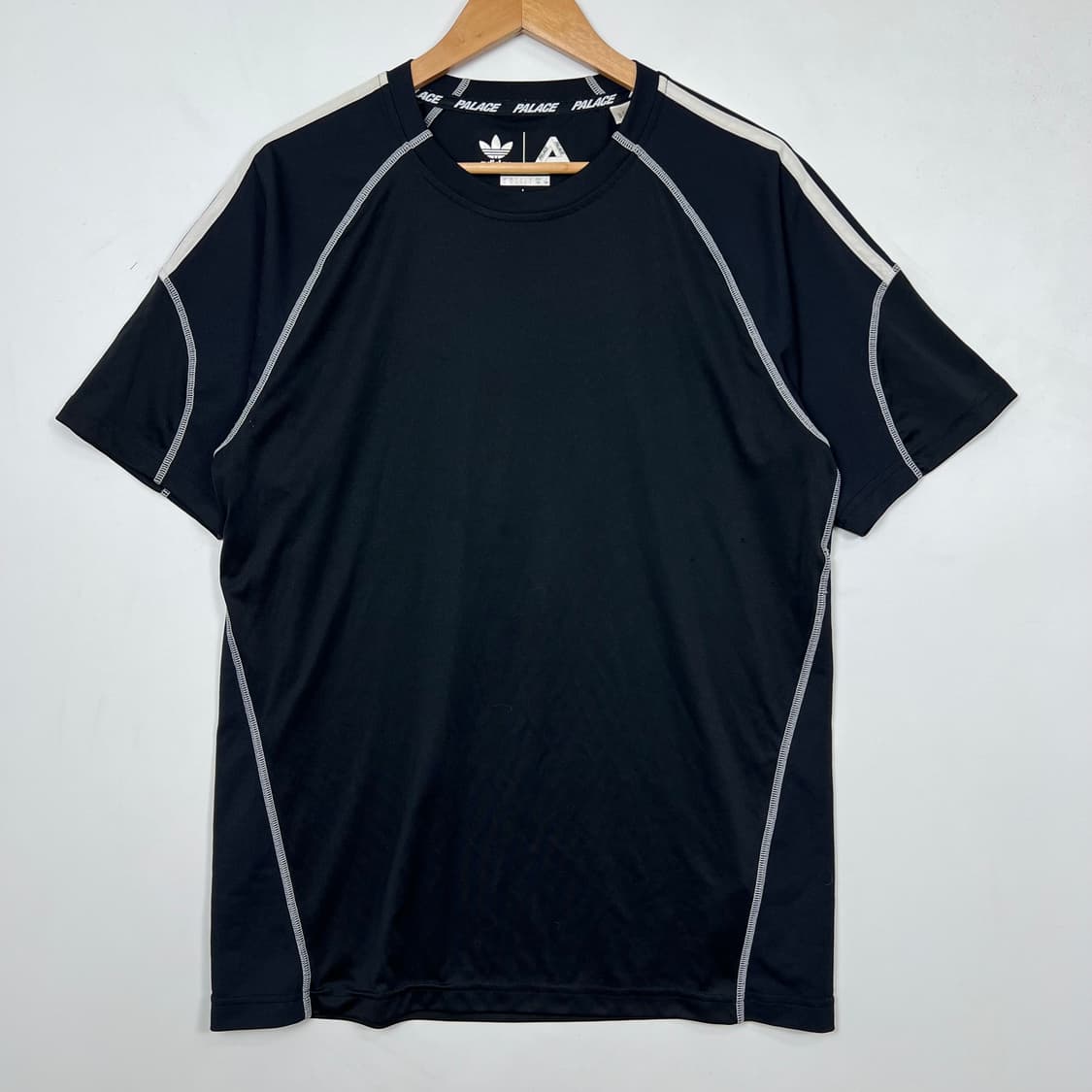 PALACE 팔라스 아디다스 기능성 반팔티 상품이미지3