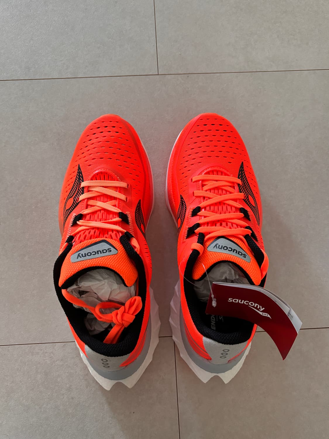 러닝화 여러 켤레 필요 없습니다 / 써코니 엔돌핀 스피드4 새상품 250 상품이미지2