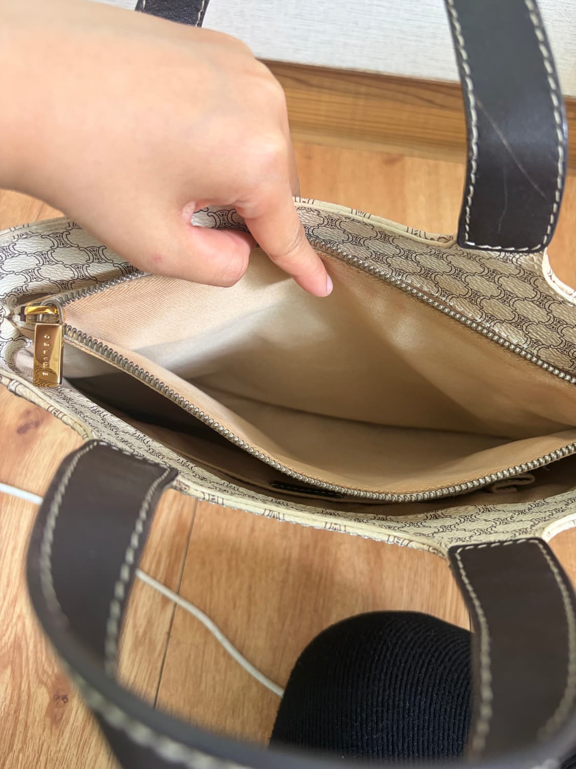 셀린느 마카담 도트백 정품 상품이미지4