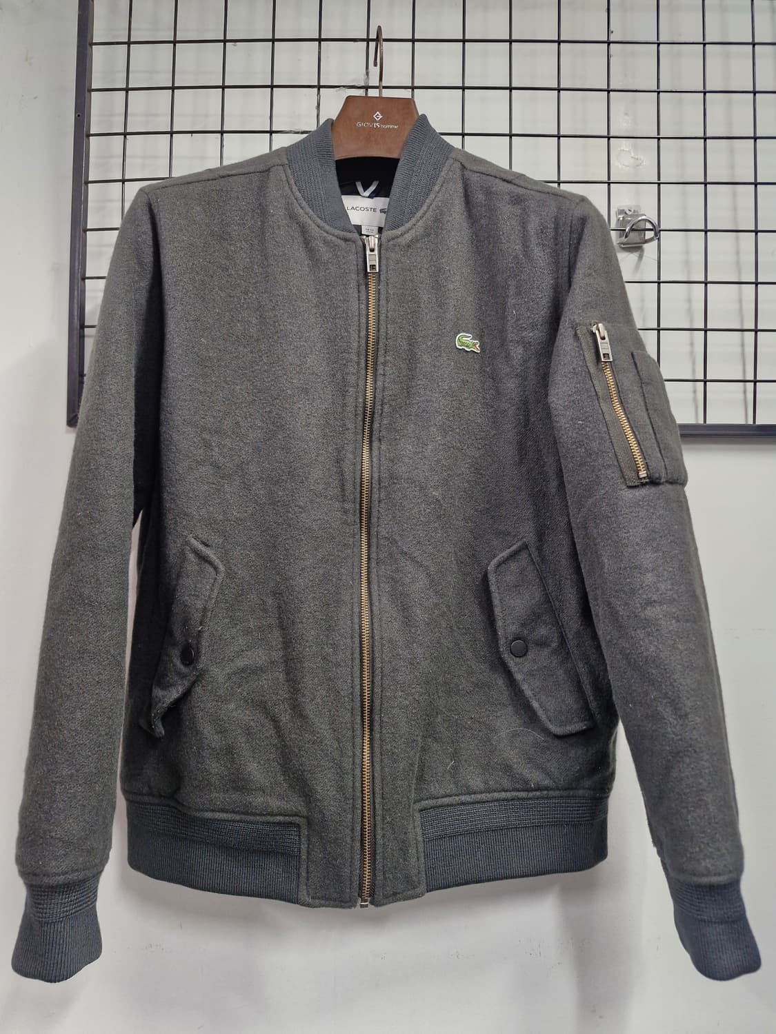 95-100L 라코스테 울 폴리에스터 봄버 자켓 카키. 상품이미지1