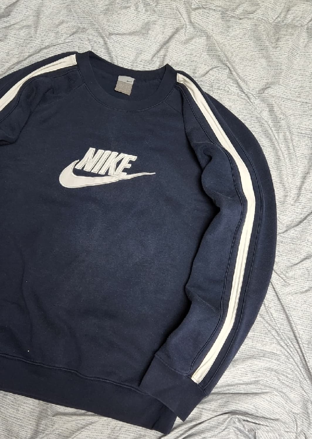 나이키 사이드라인 올드스쿨 자수 맨투맨 상품이미지6