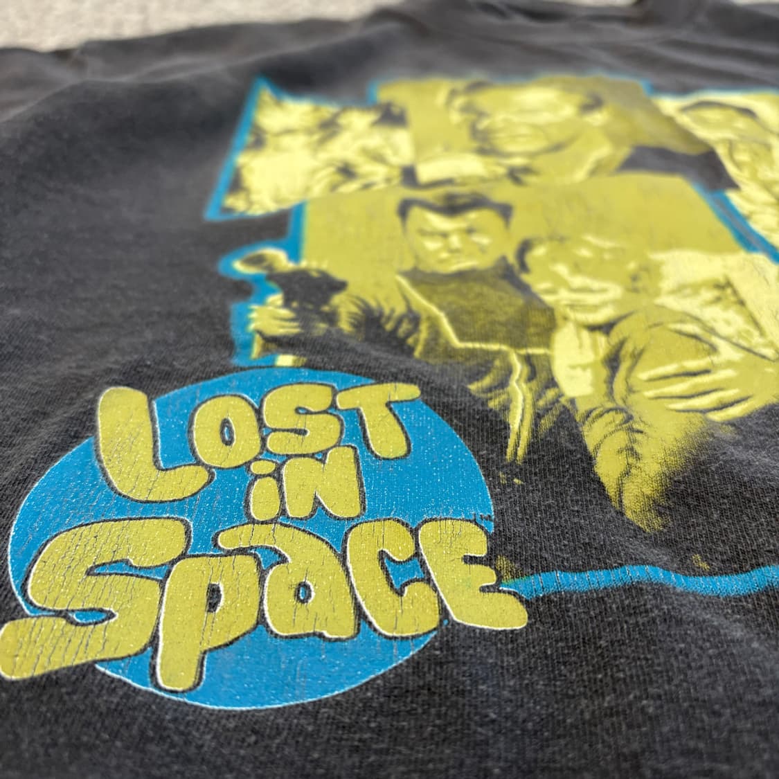 90s total tee 무비 티셔츠 ‘lost in space’ 상품이미지5
