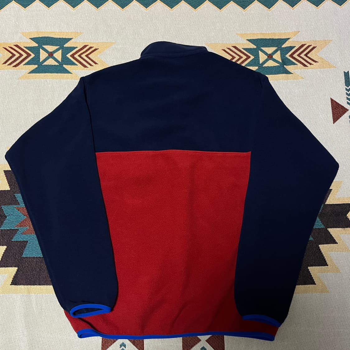 파타고니아 신칠라 스냅티 켄달 제너 착용 L 상품이미지8