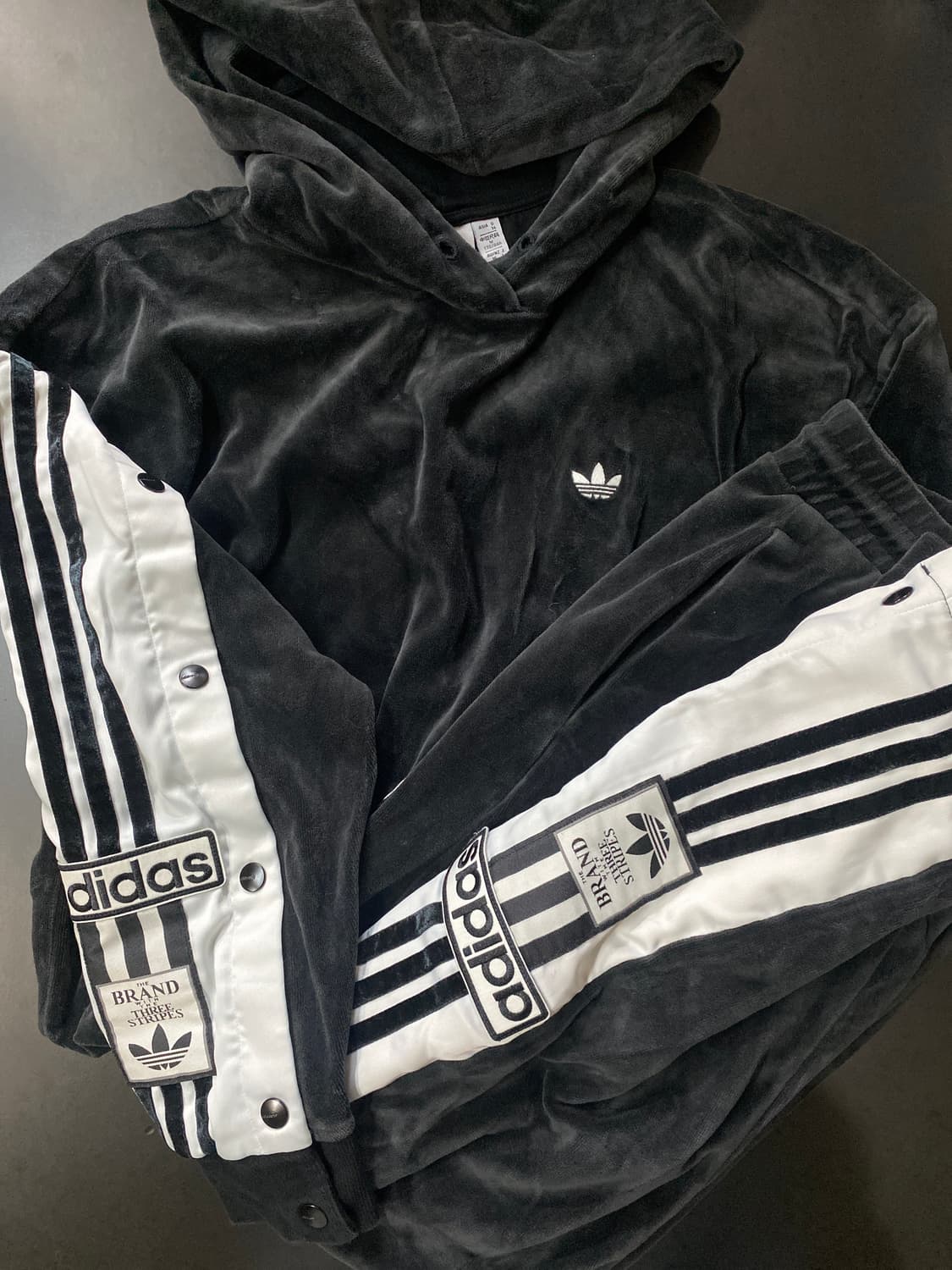 아디다스 아디브레이크 벨벳셋업 상품이미지1