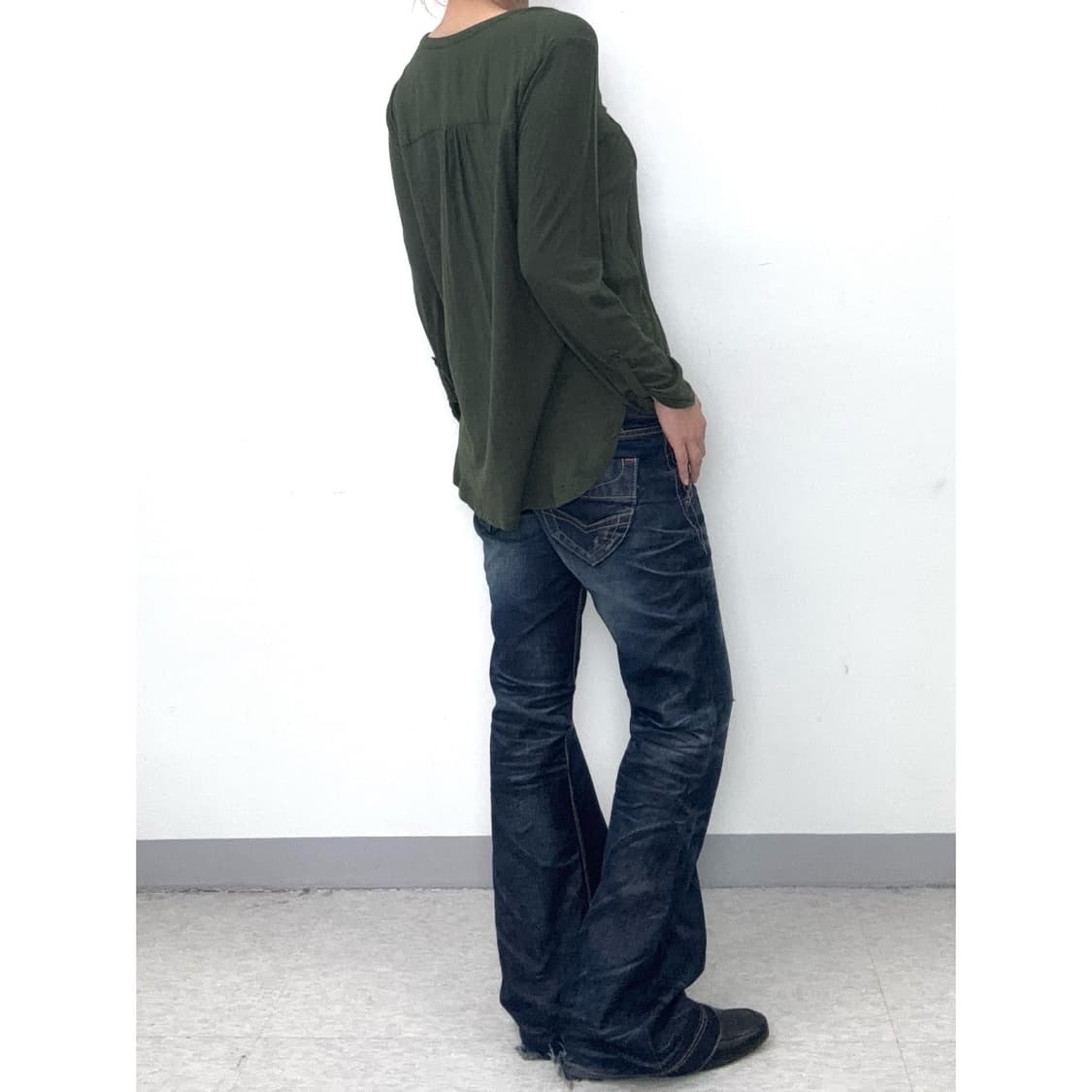 빈티지 카키 롱슬리브 티셔츠 상품이미지4