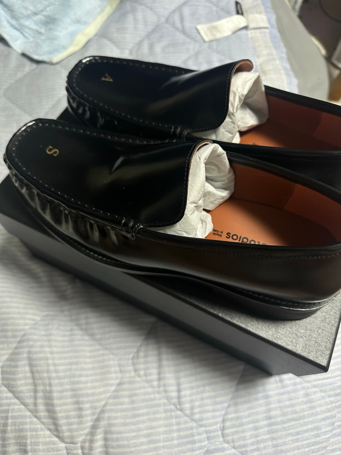 [44] 아크네스튜디오 AS 블랙 로퍼 주우재신발 상품이미지1