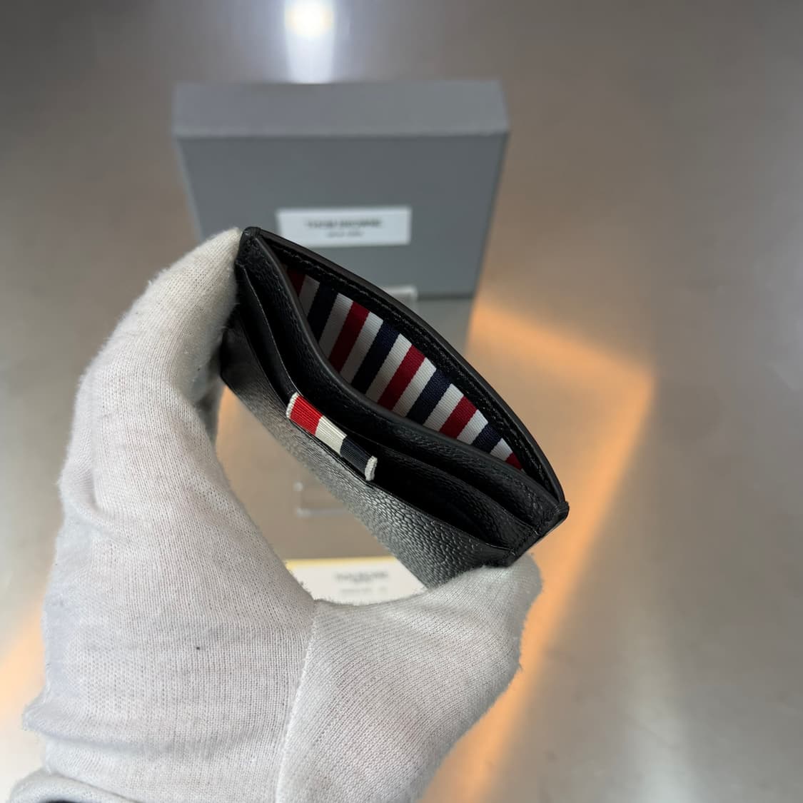 톰브라운 삼선 카드지갑 상품이미지4