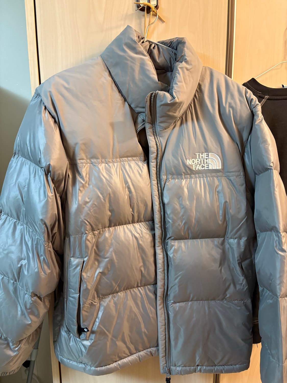 노스페이스 눕시 온볼 자켓 그레이 상품이미지3