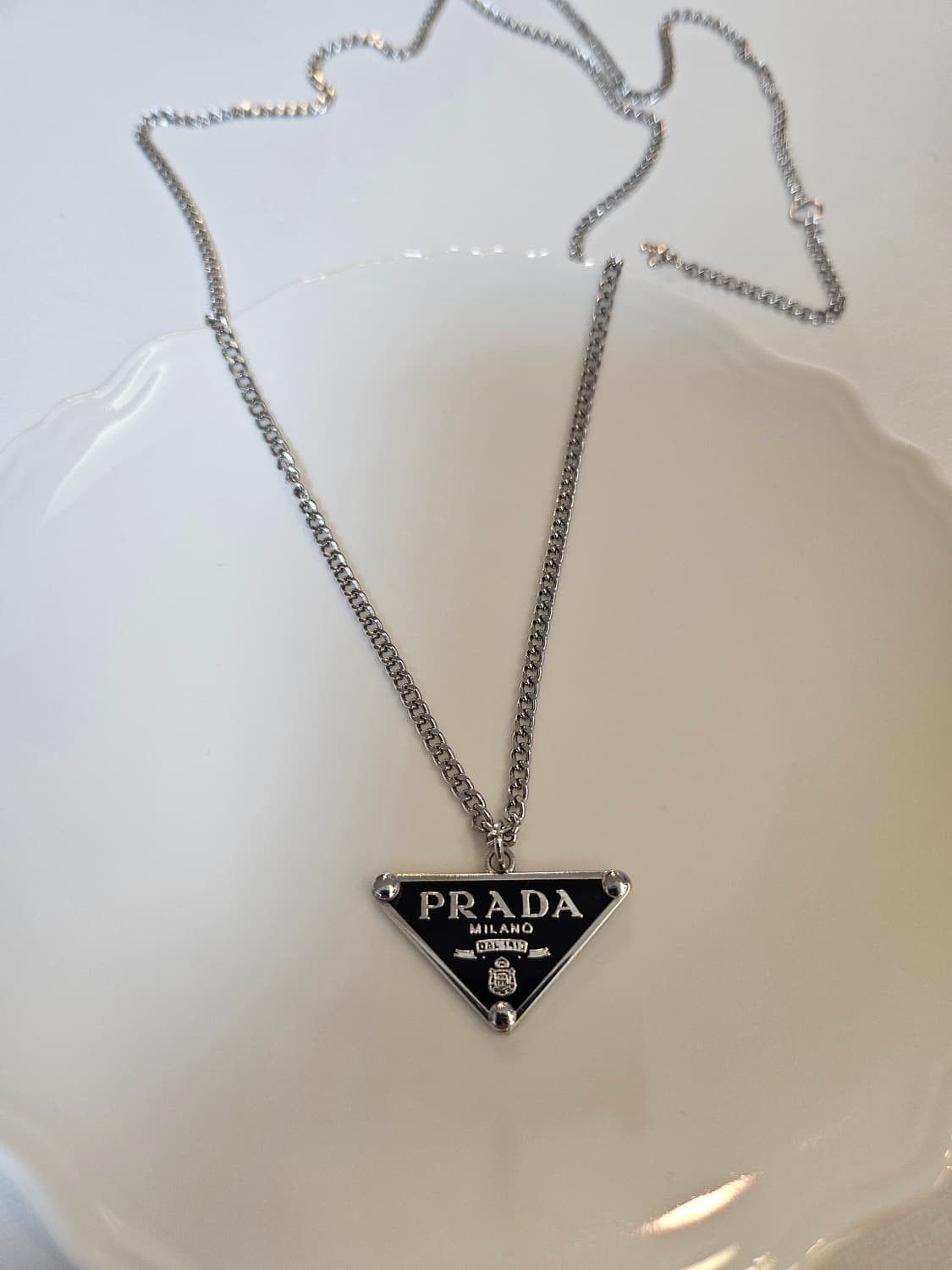 프라다 업사이클링 롱체인 목걸이 블랙 상품이미지4