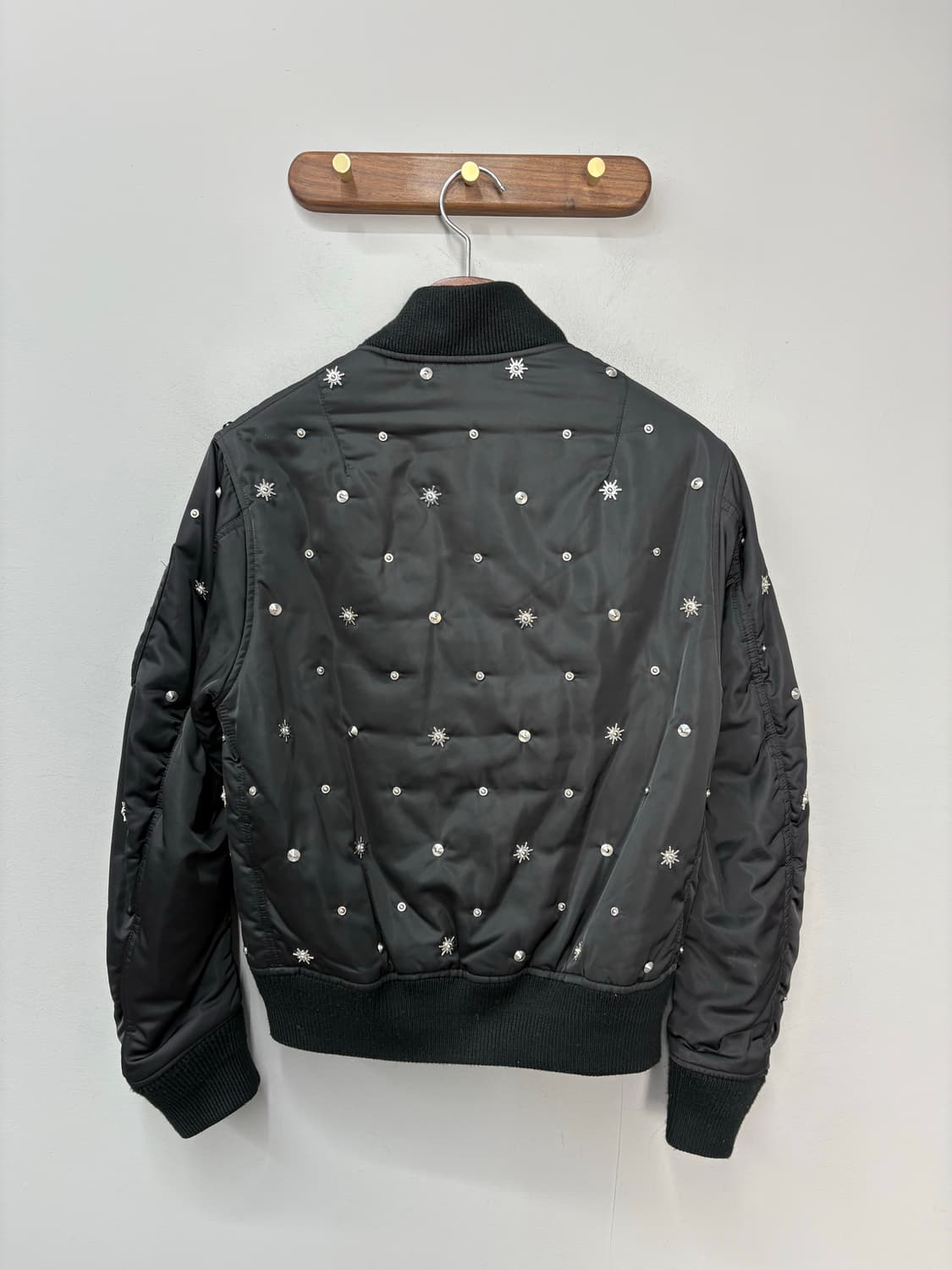 산드로 스터드 블랙포켓 봄버자켓 A3103 상품이미지6