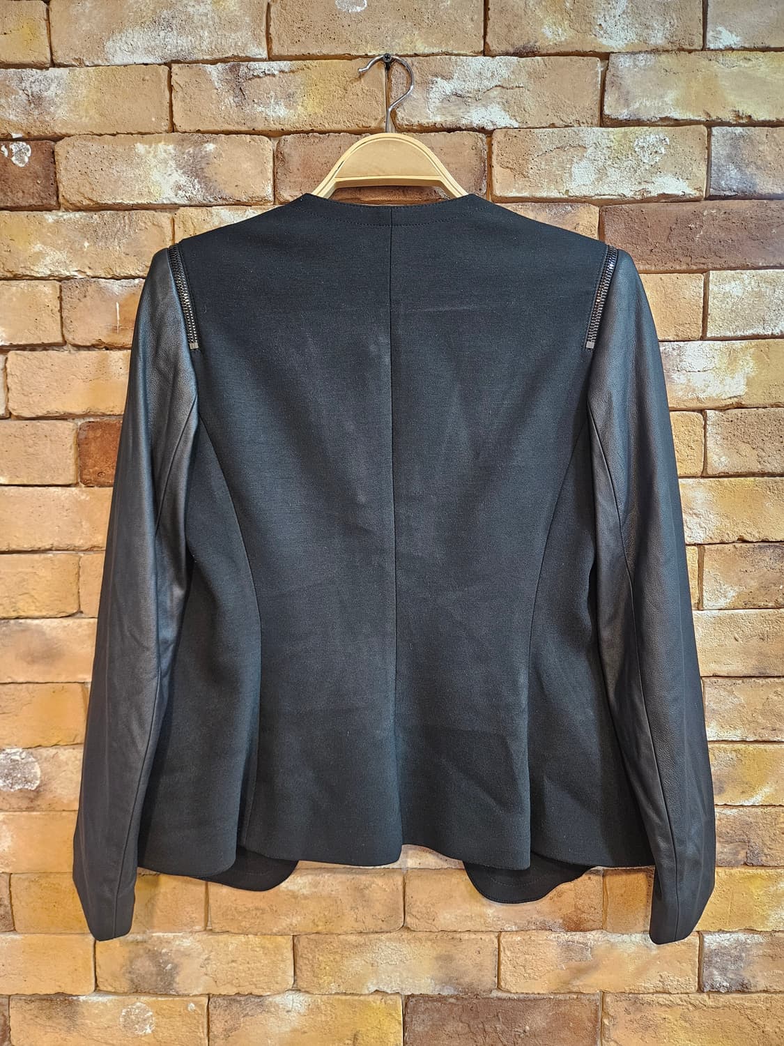 띠어리 Theory 여성 블랙 자켓 S (가죽소매 포인트) 상품이미지2