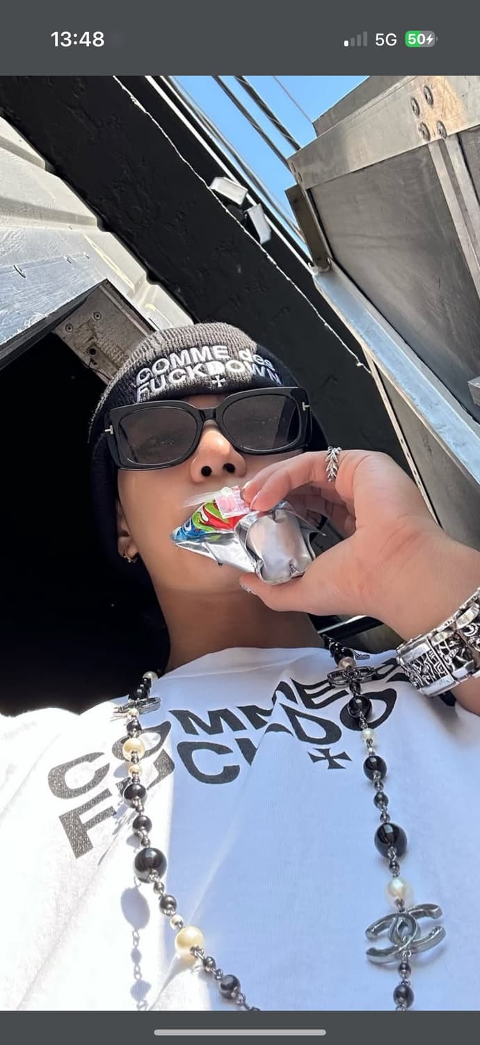 꼼데스 퍽 다운 스냅백 상품이미지1