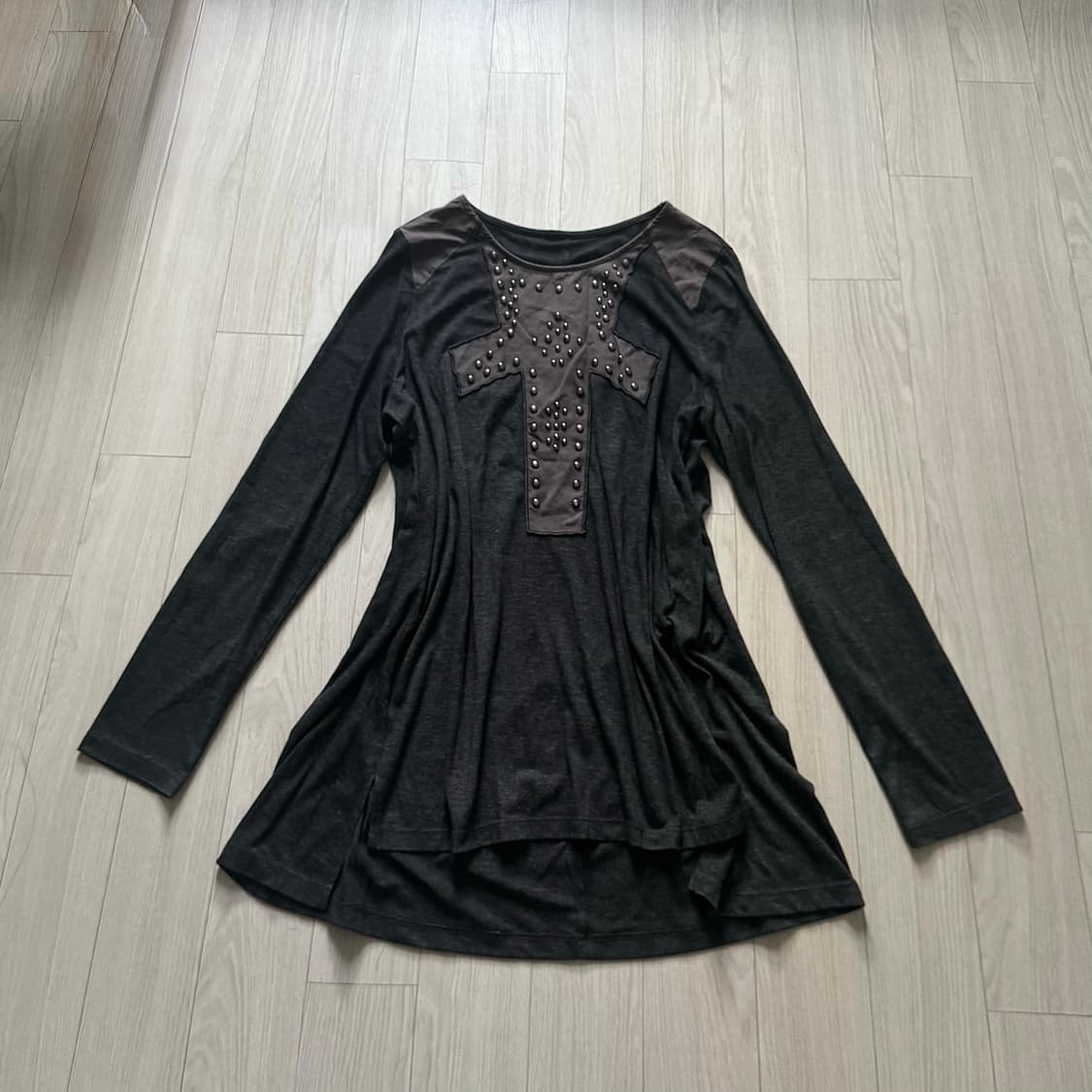 아카이브 락시크 스터드 십자가 트임 롱슬리브 긴팔 펑크 y2k 상품이미지1