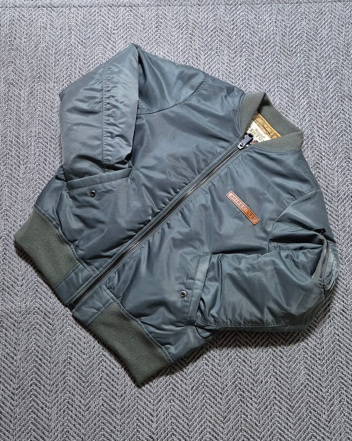 Avirex 50주년 ma-1 M 세이지 상품이미지2