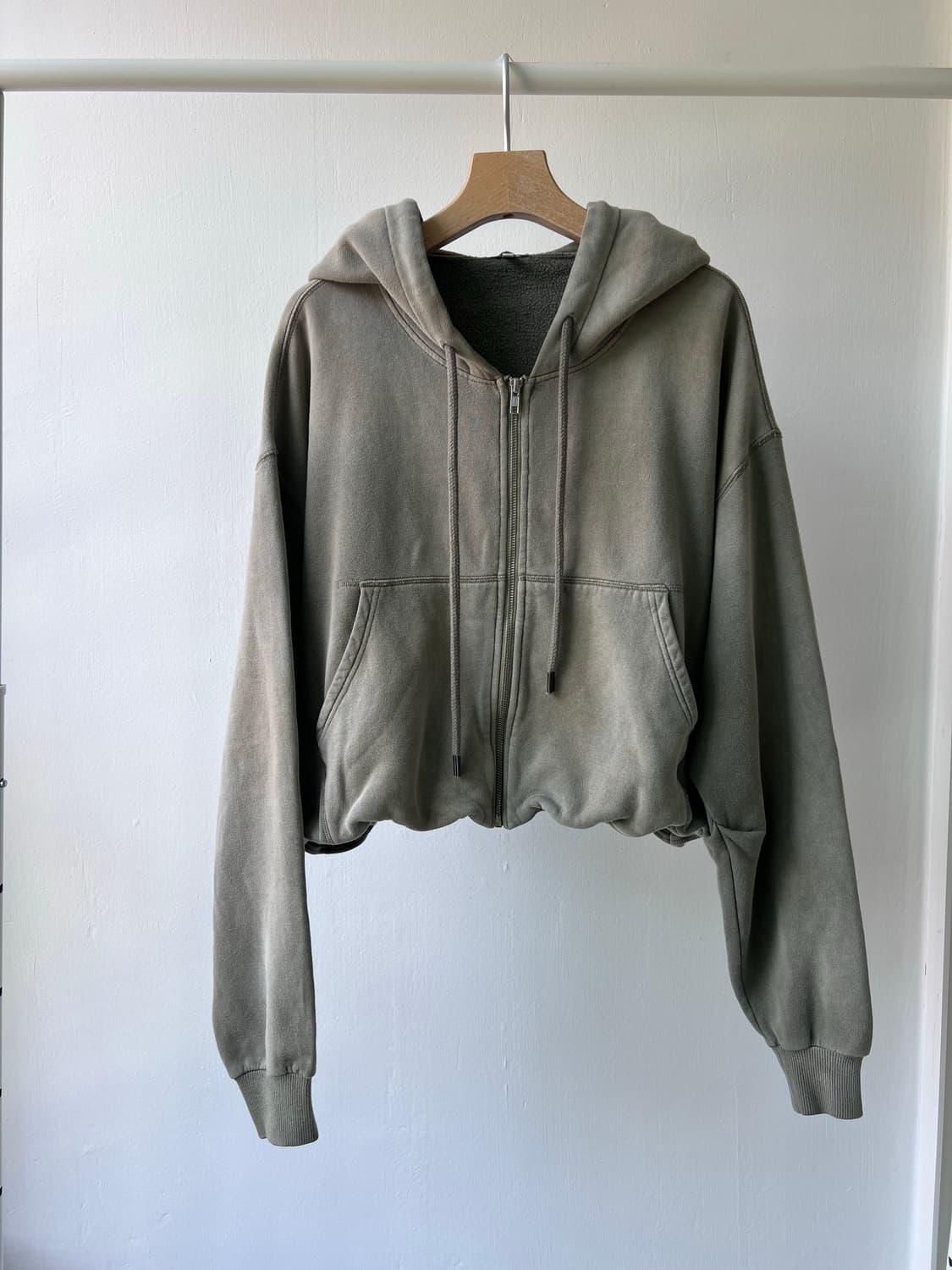 에크루 R13 후드 집업 상품이미지1