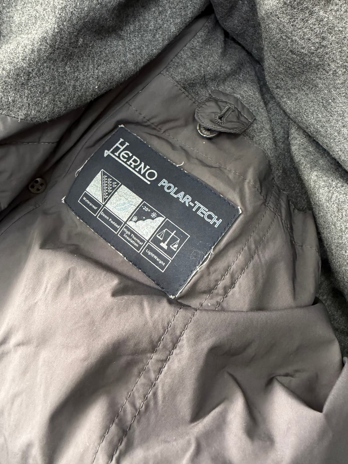 매장판정품) 에르노 남성 패딩 54 상품이미지7