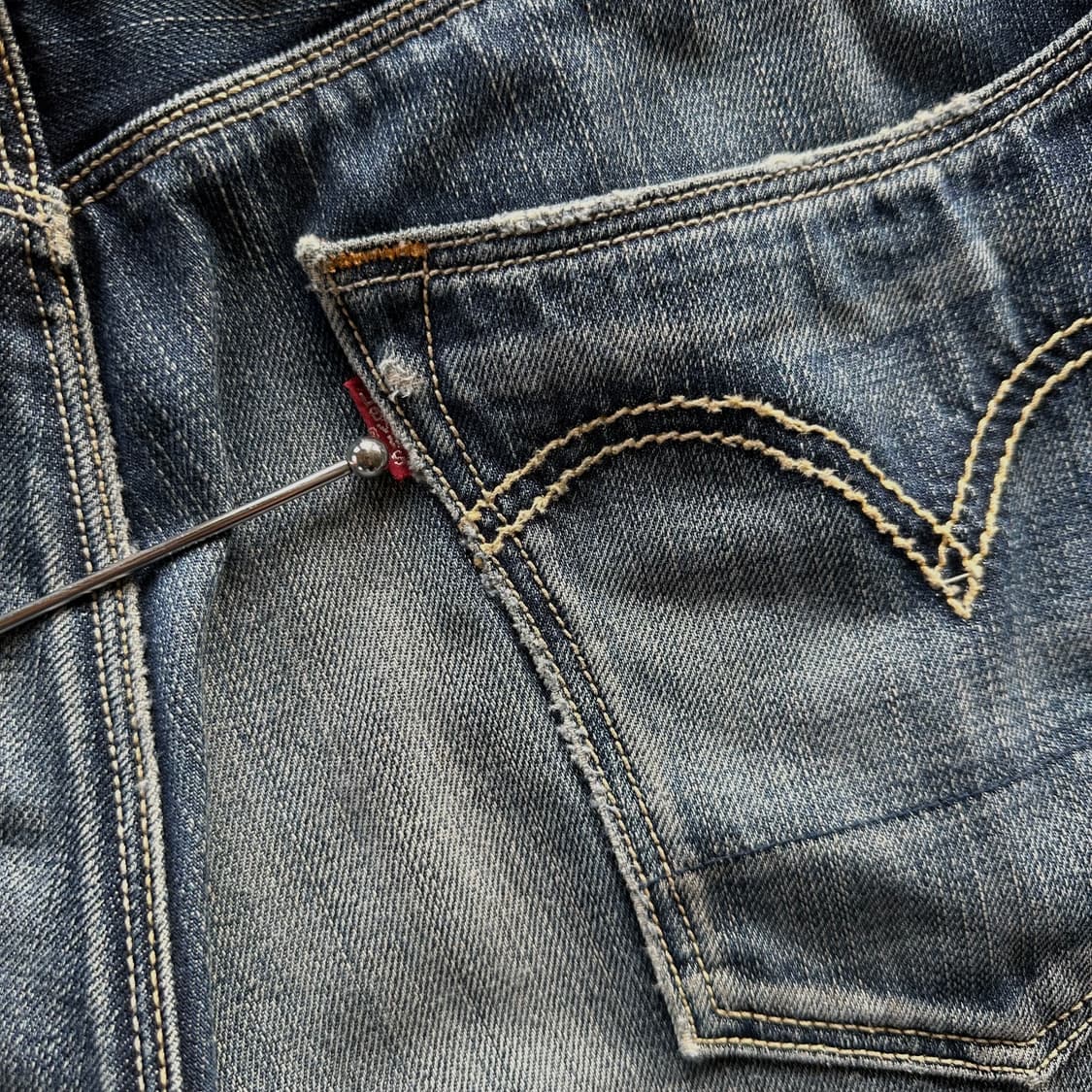 [34인치]리바이스 Levi's 빈티지워싱 503 데님 팬츠 상품이미지7