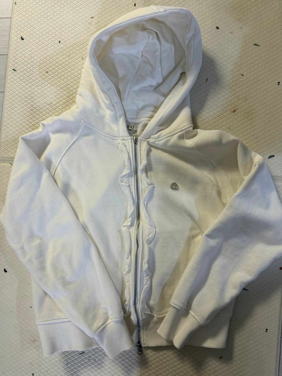 코이세이오 러플레이스 후드집업 상품이미지1