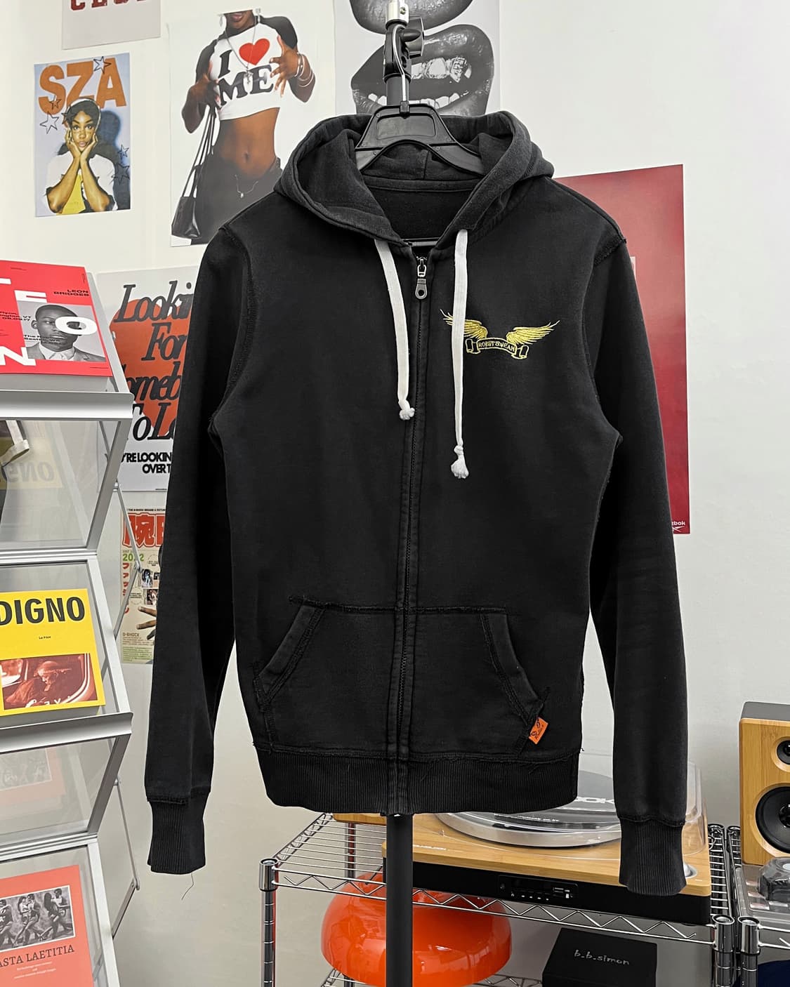 로빈스진 골드윙 블랙 후드집업 상품이미지5