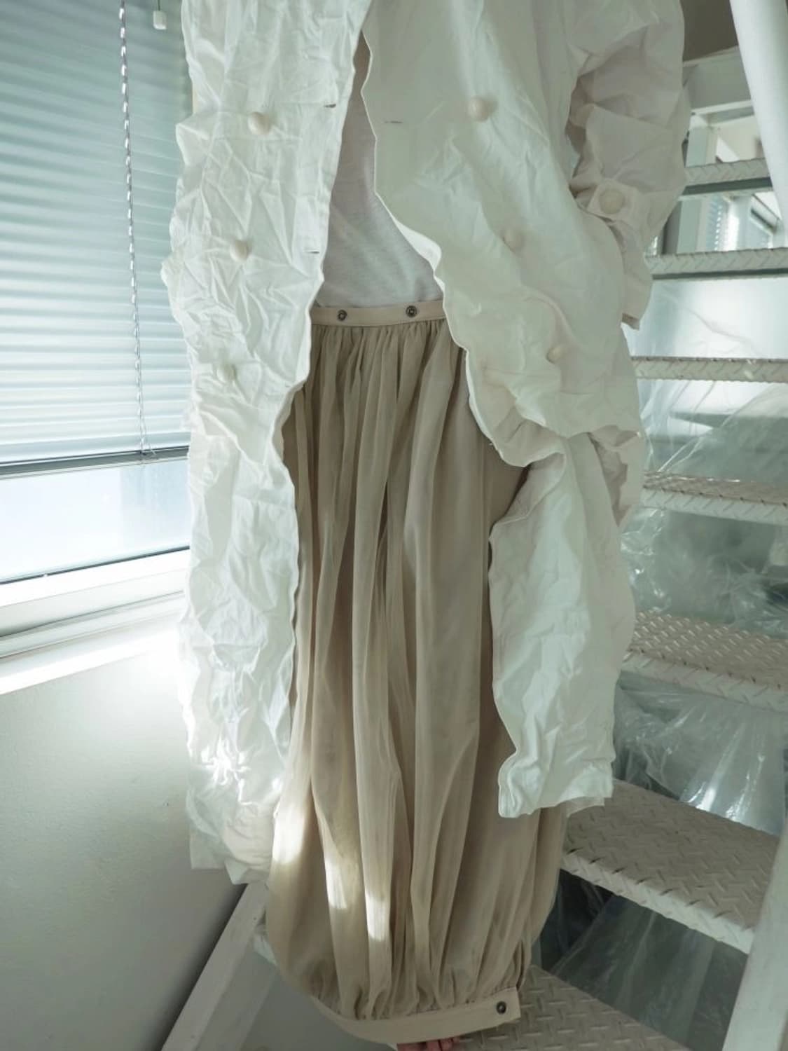 에옹쓰 Paper vintage coat white 상품이미지3