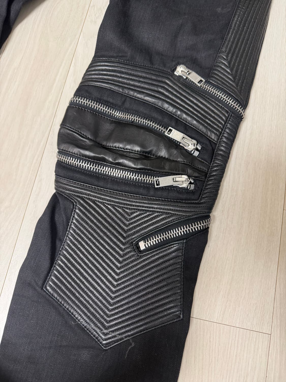 생로랑 14fw 레더패널진 상품이미지4