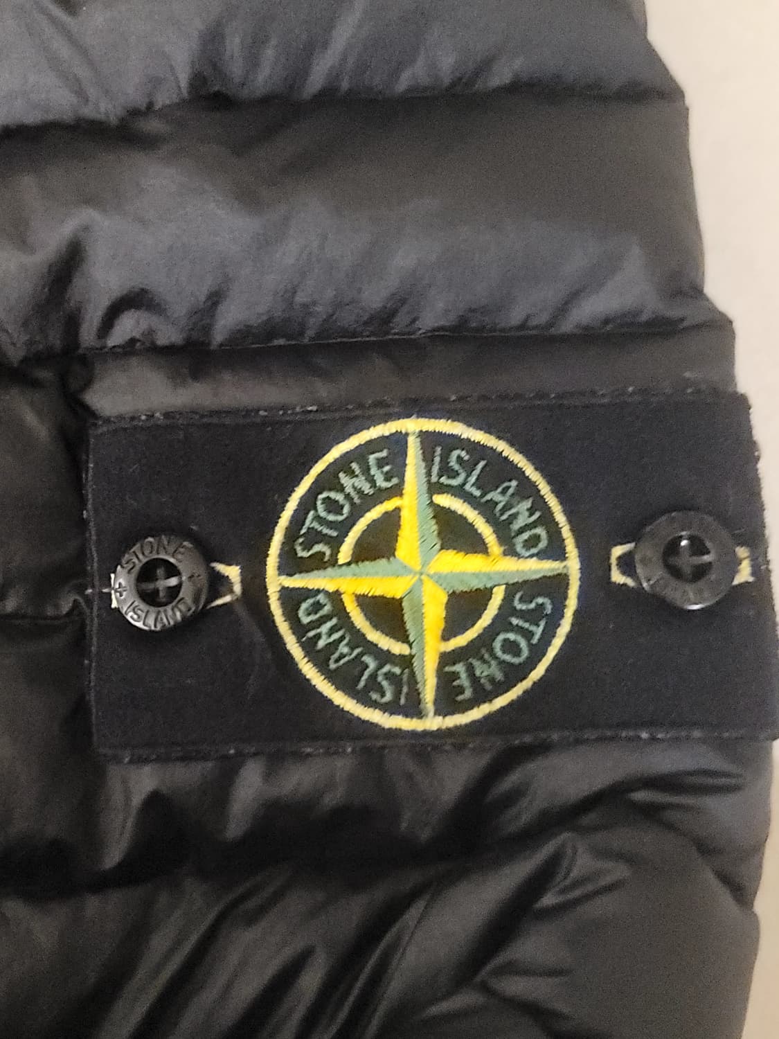 스톤아일랜드 경량패딩 xl 상품이미지5