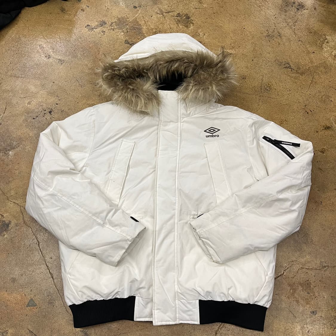 [정품/95] 엄브로 화이트 후드 퍼 패딩 점퍼 b18 상품이미지2
