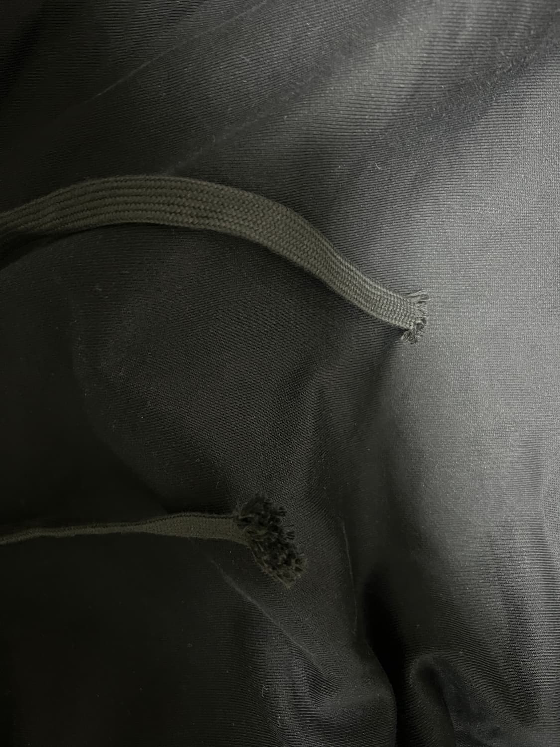 슈프림 사틴 아플리케 후드티 블랙 상품이미지4