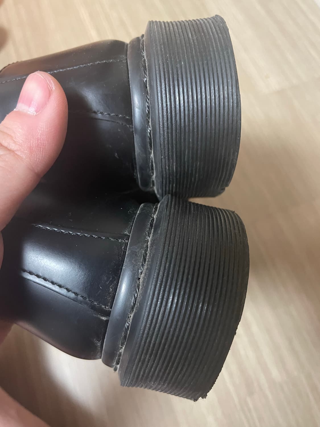 닥터마틴 1461 모노 250 상품이미지4