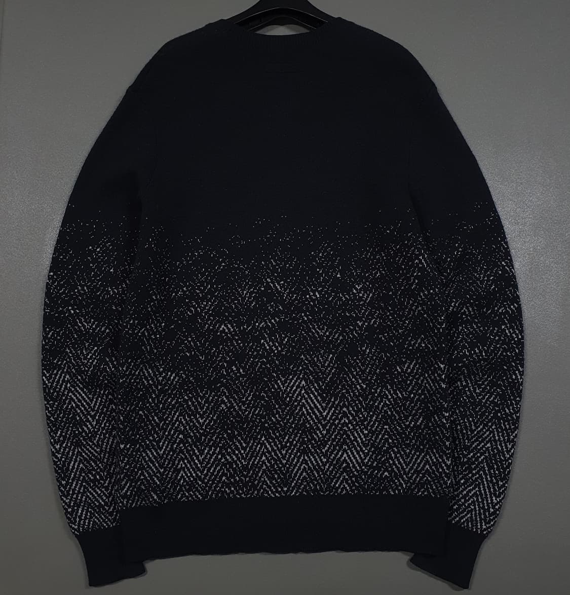 실측 M) 올세인츠 코르탄 크루 그라데이션 배색 울 모 니트 스웨터 블랙 상품이미지8
