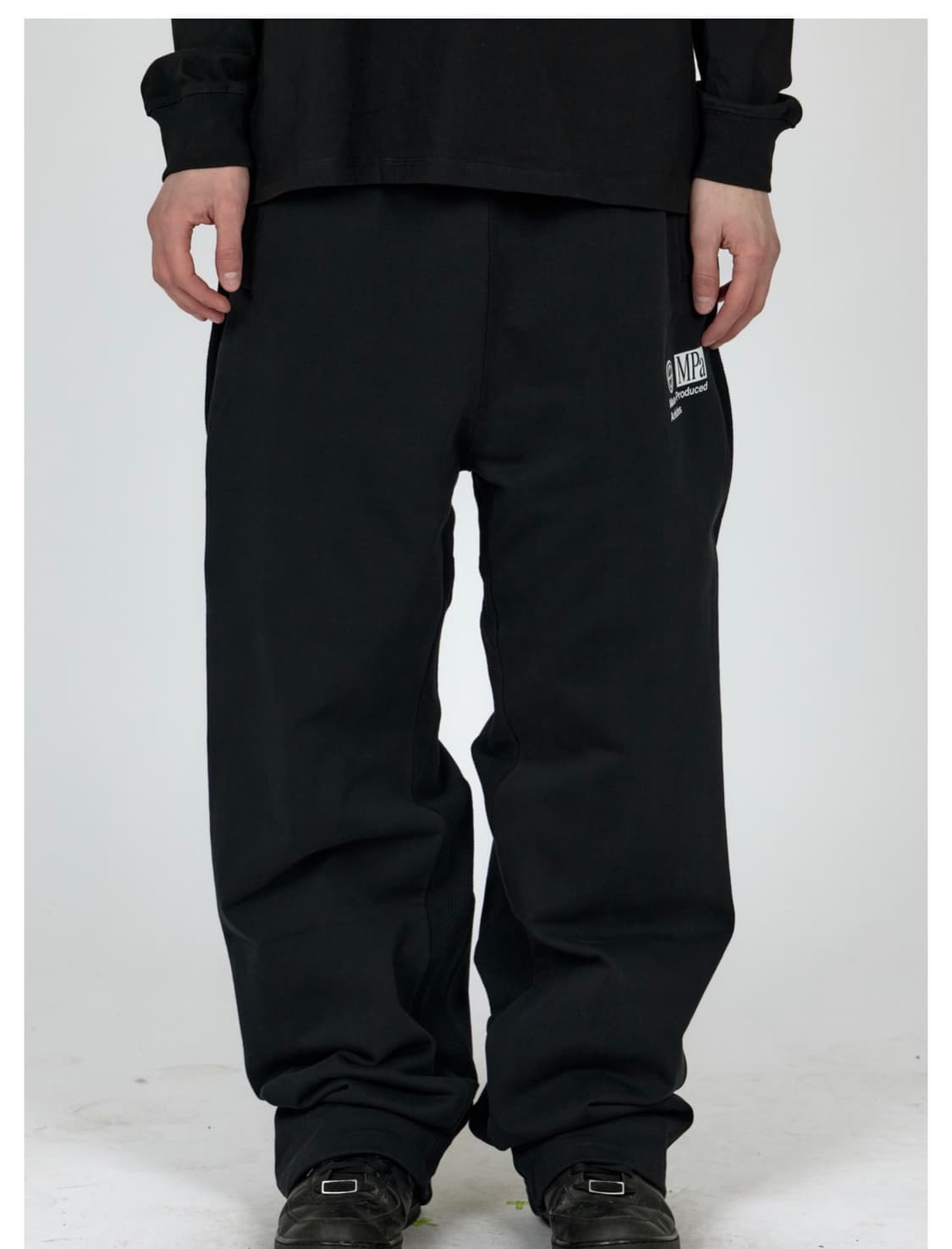 플라스틱 프로덕트 스웻팬츠 m 미디엄 상품이미지1