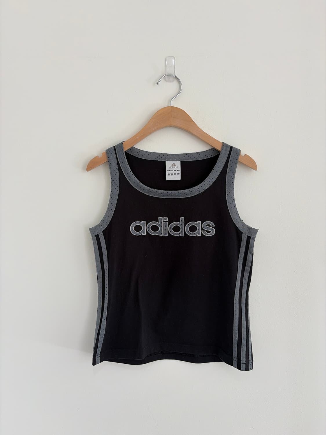 adidas sleeveless 상품이미지1