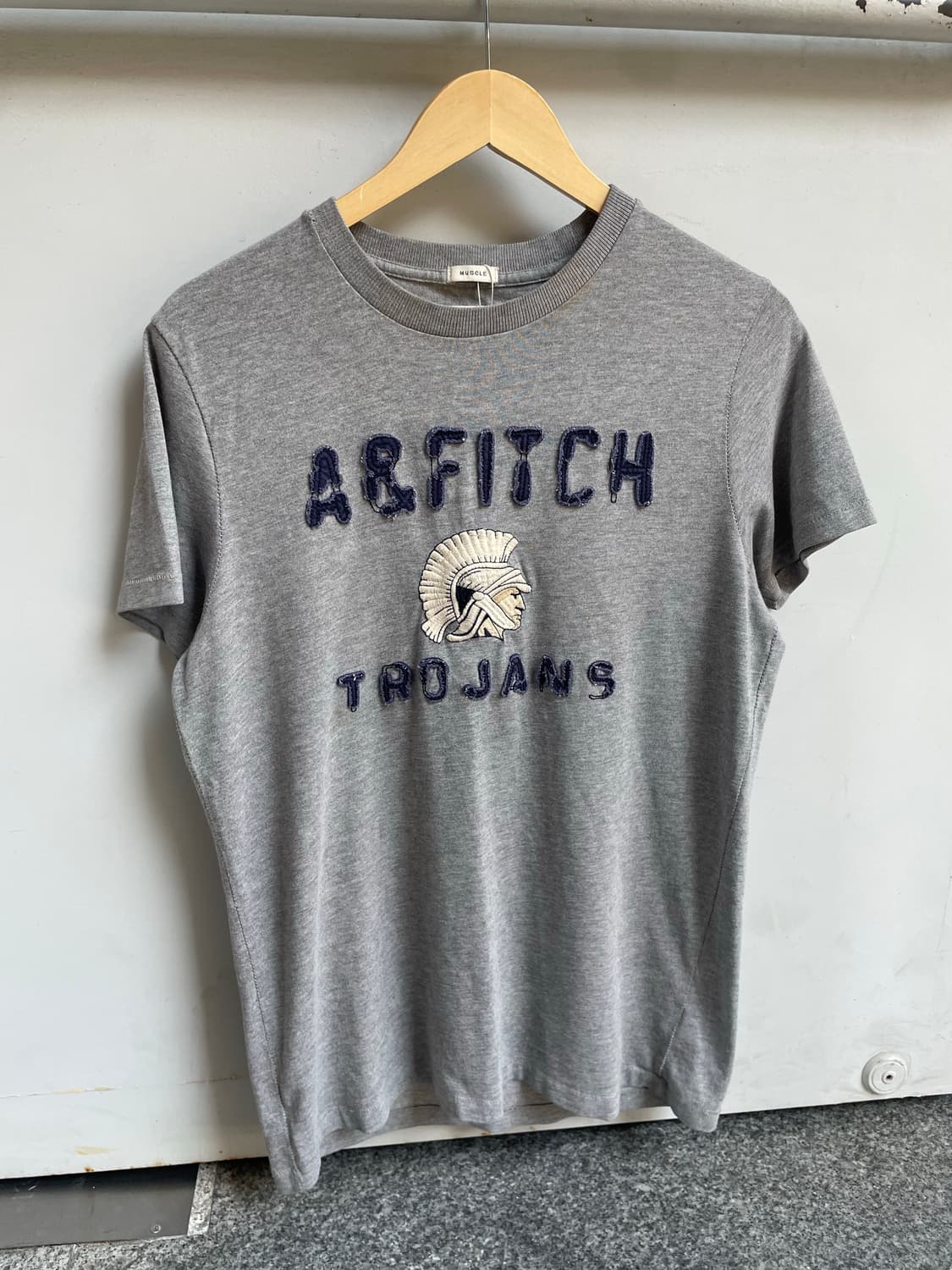 아베크롬비 인디언지수 그레이 반팔티 상품이미지2