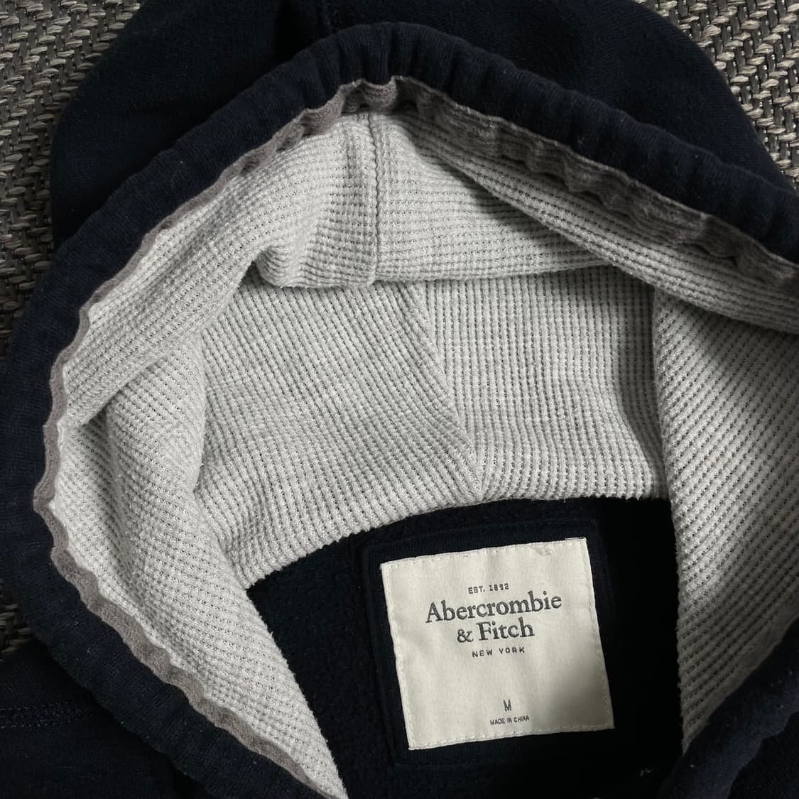 아베크롬비 y2k 우먼스 자수 후드 티셔츠 네이비 y 5044 상품이미지5