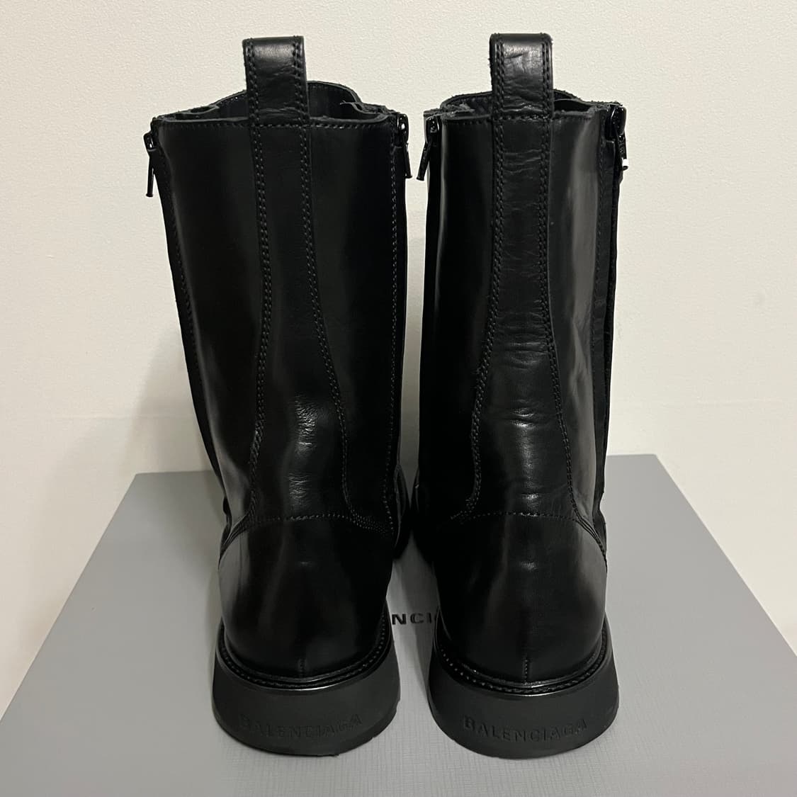 [42]발렌시아가 25fw 트럭 레이스업 부츠 상품이미지4