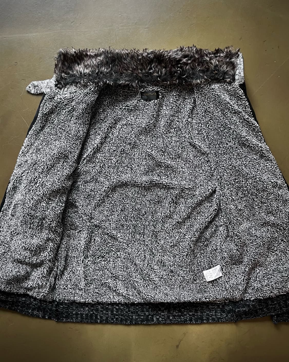 90-00s TRENZA Fur Trim Gothic Knit Zipup 상품이미지8