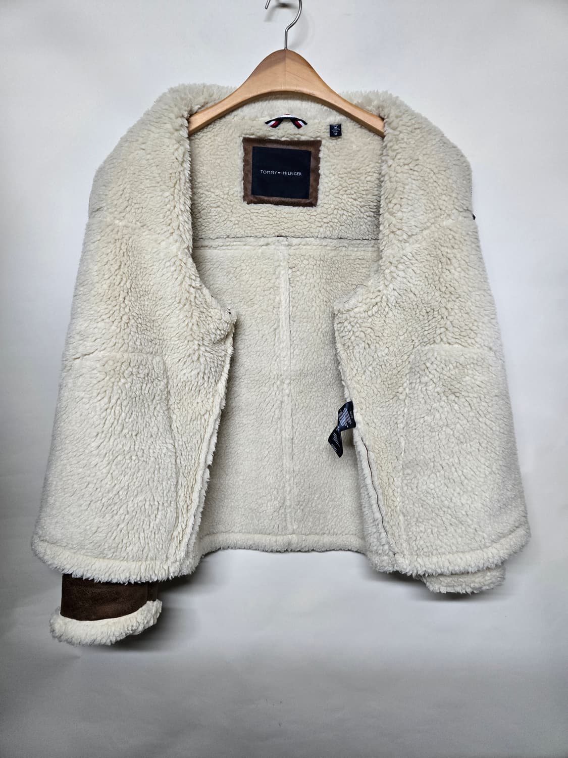 타미힐피거 페이크 레더 플리스 안감 무스탕자켓  M 상품이미지3
