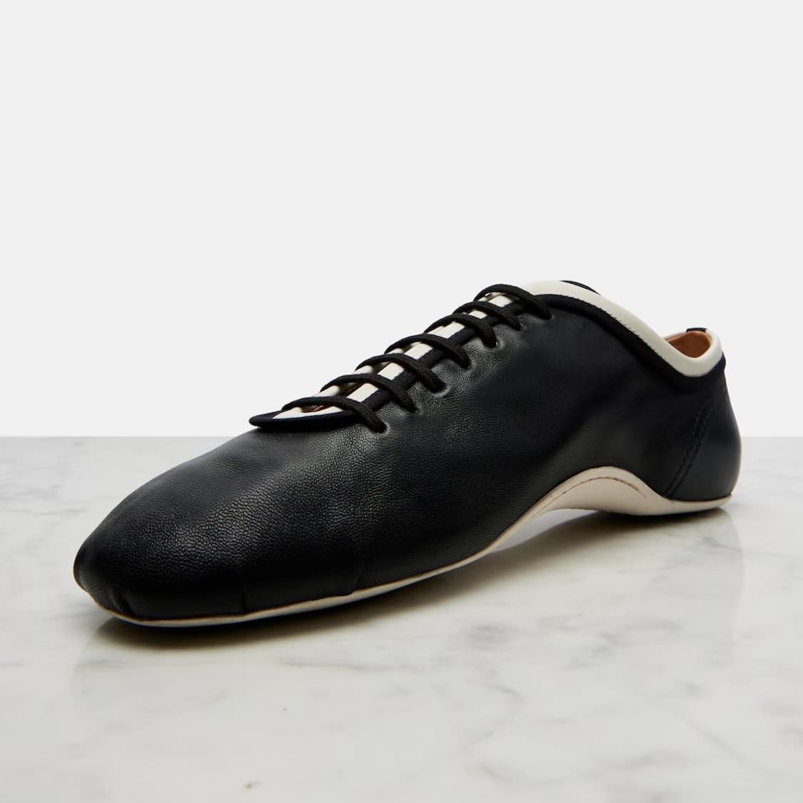 [36,38]드리스반노튼 26ss 발레리나 레더 스니커즈/블랙 상품이미지5