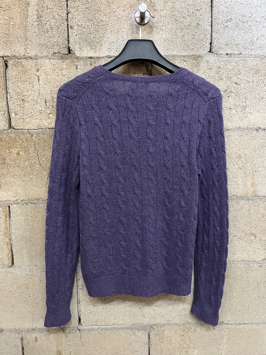 폴로 랄프로렌 메리노 울 브이넥 스웨터 상품이미지7