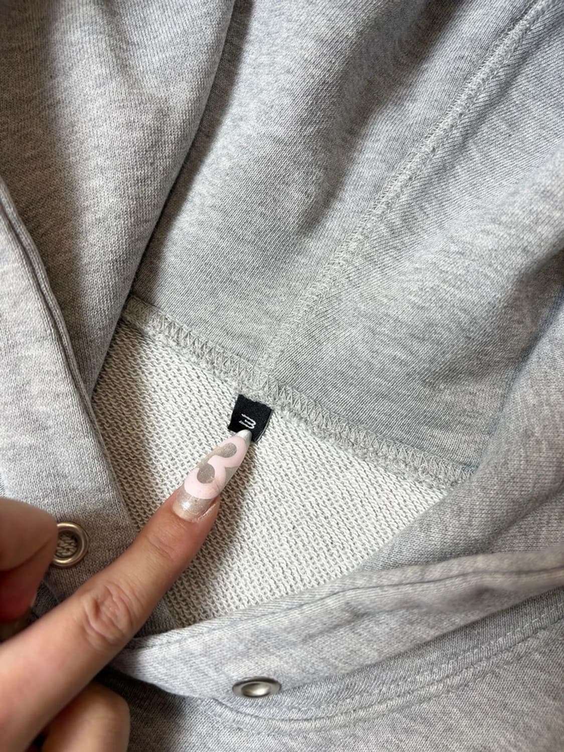 폴리테루 Polyteru사이트 매터스눈빛 그래픽 후드티 PN6550 상품이미지6