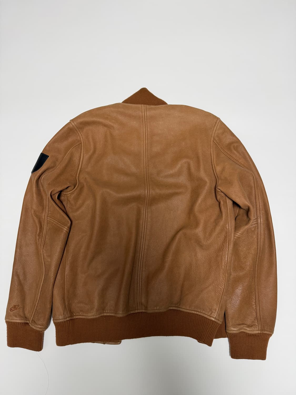 나이키 코비 가죽자켓 상품이미지2