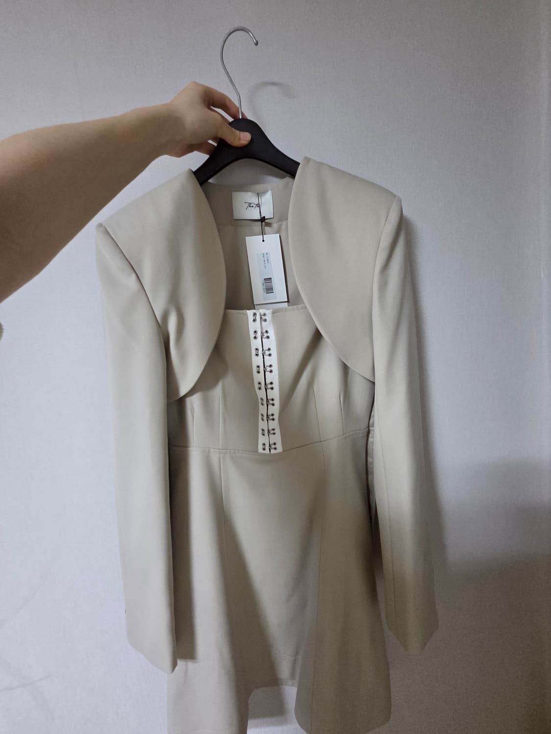 (2월까지 가격 내림) 더티스 볼레로 원피스 셋업 안유진 상품이미지2