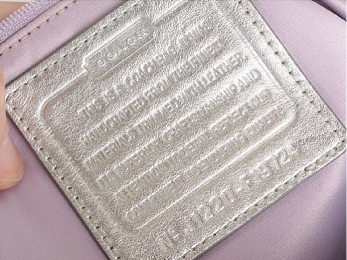 코치 시그니처 패브릭 실버 레더 숄더백 상품이미지8