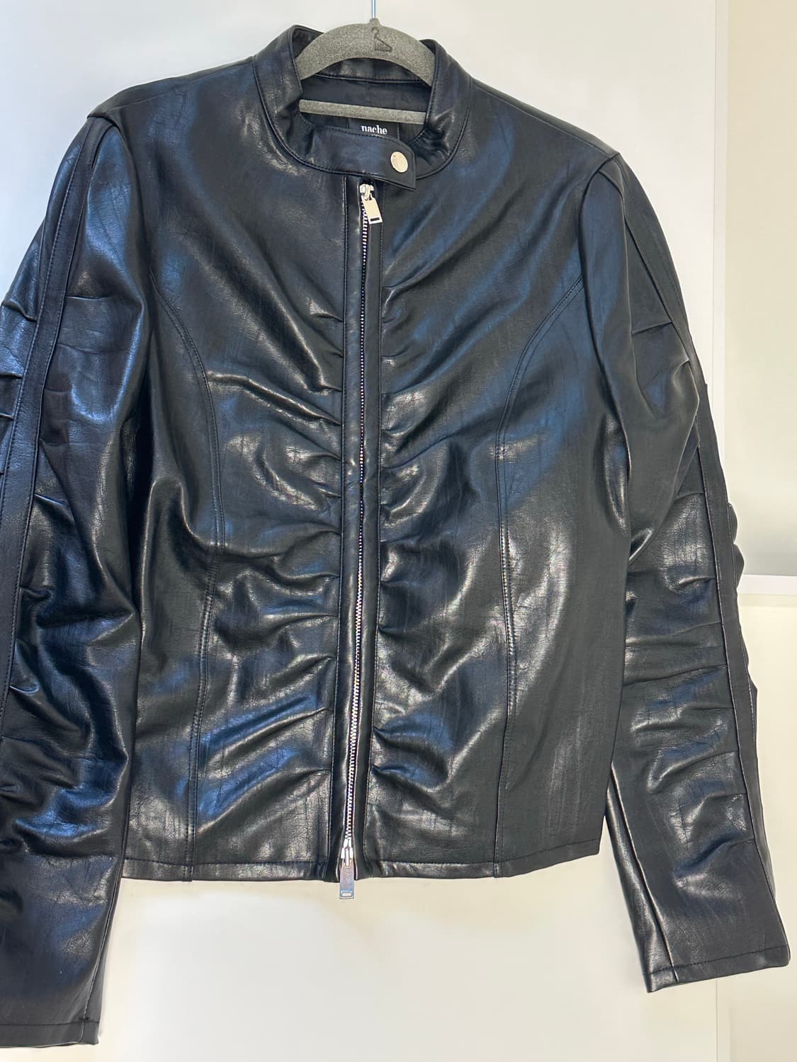 나체 NACHE SHIRRING LEATHER JACKET BLACK 상품이미지1
