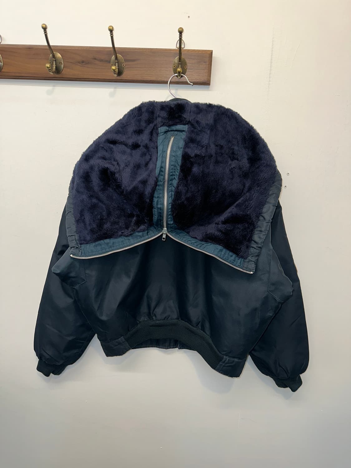 vintage y2k DKNY ma-1 hood 봄버 상품이미지2