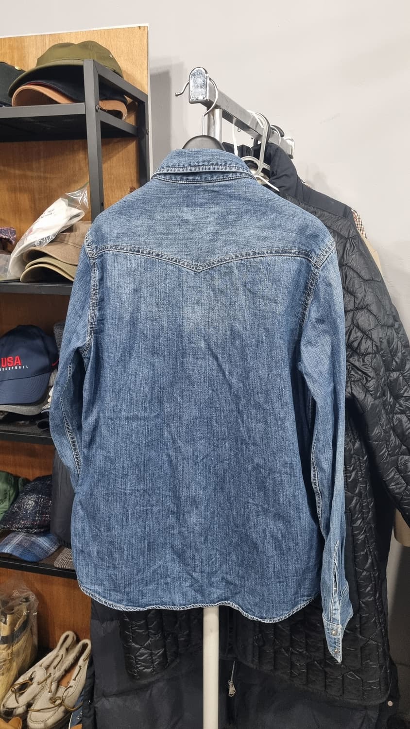 스투지앤코 JAPAN 필수템 기본 웨스턴 데님셔츠 95size 상태좋음 상품이미지3