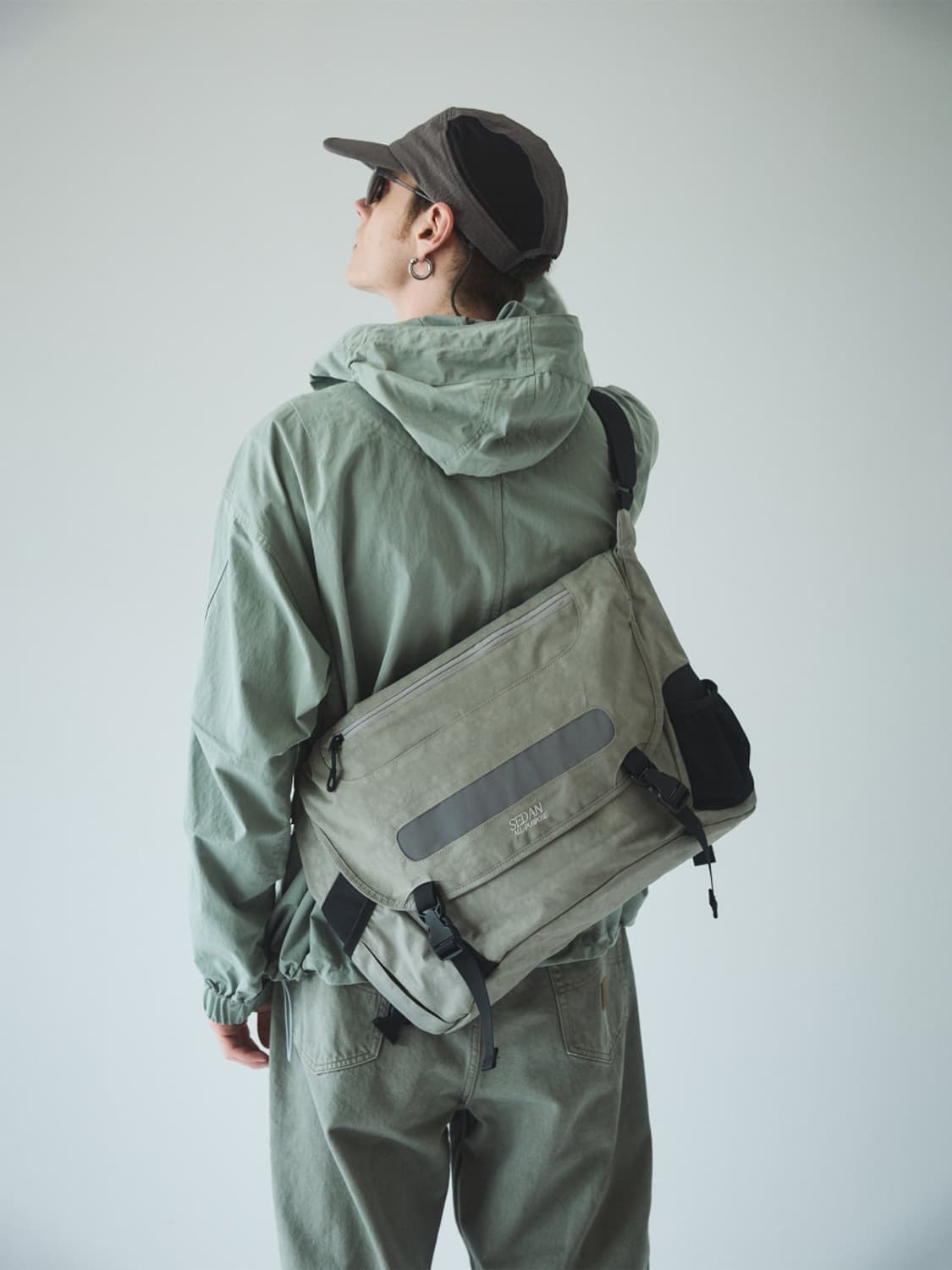 SEDAN ALL-PURPOSE 세단 올 펄퍼스 메신져백 상품이미지1