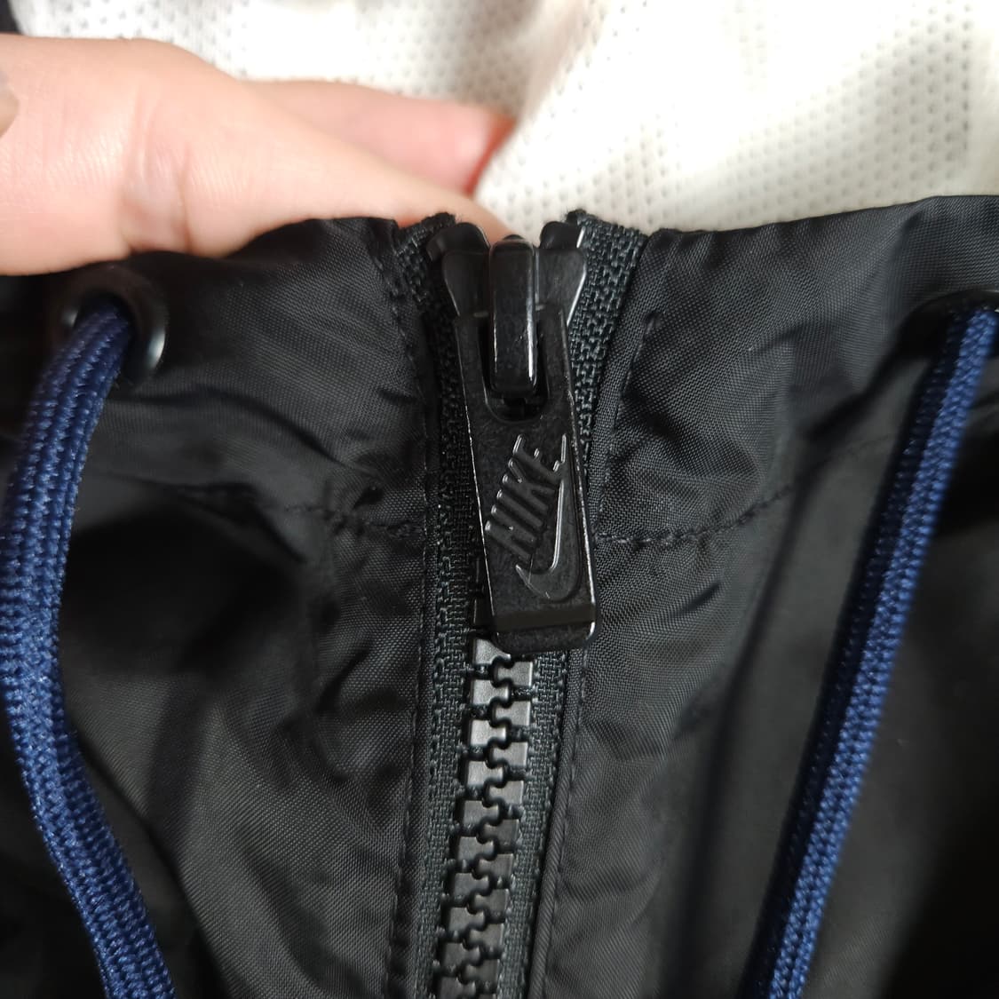 나이키 배색 바람막이  상품이미지3